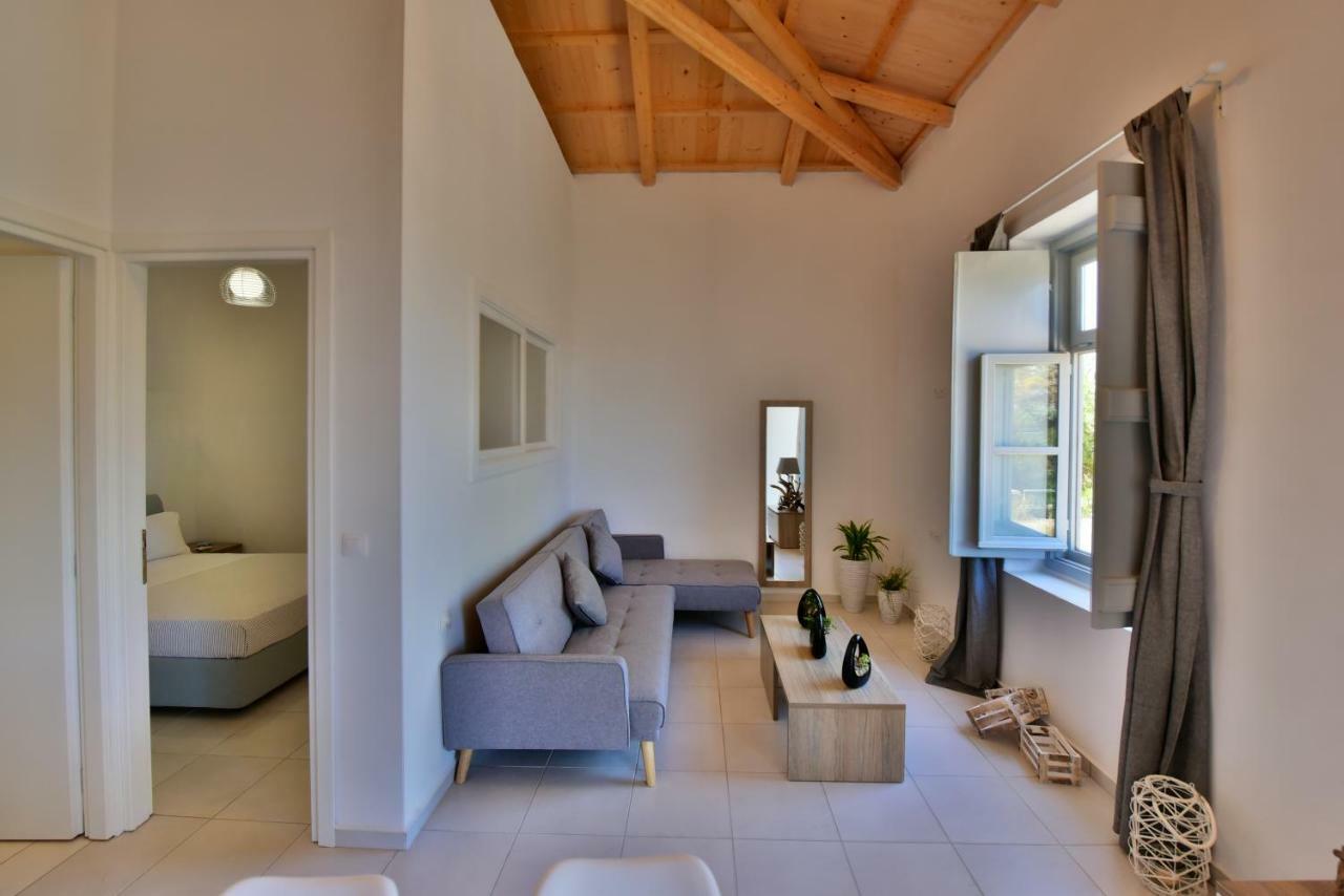 伊兹拉Douskos Beach House公寓 外观 照片