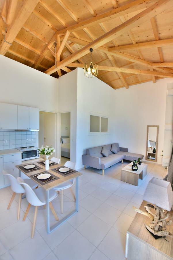 伊兹拉Douskos Beach House公寓 外观 照片