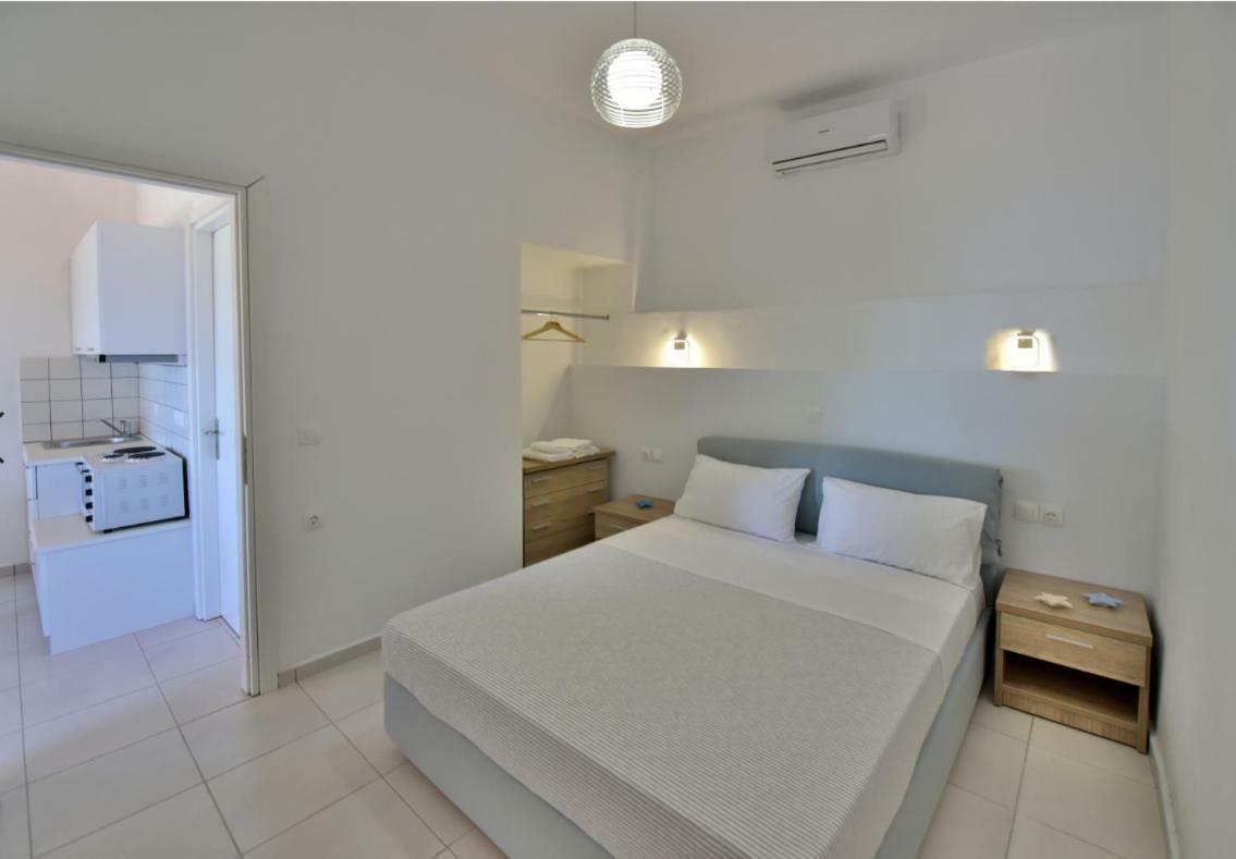 伊兹拉Douskos Beach House公寓 外观 照片